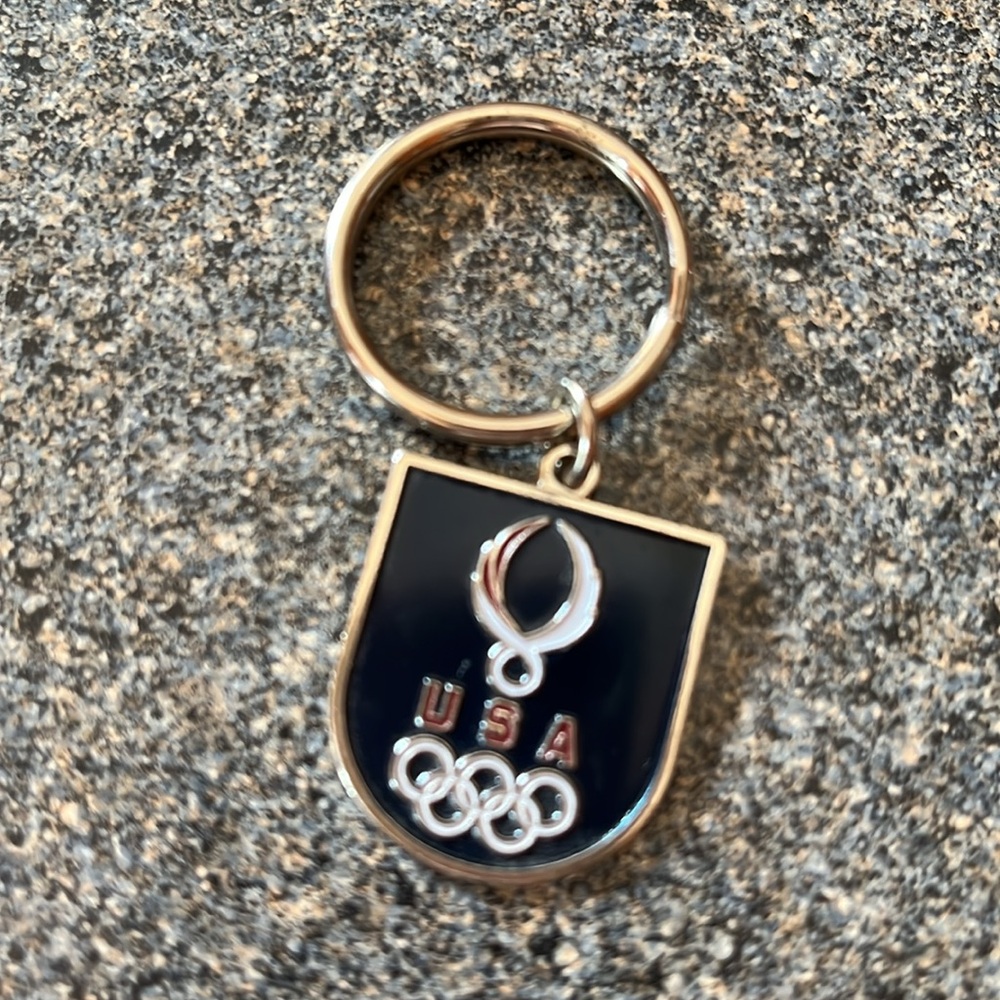 USA Olympic Keychain Set - Black and Silver - Picture 2 of 8